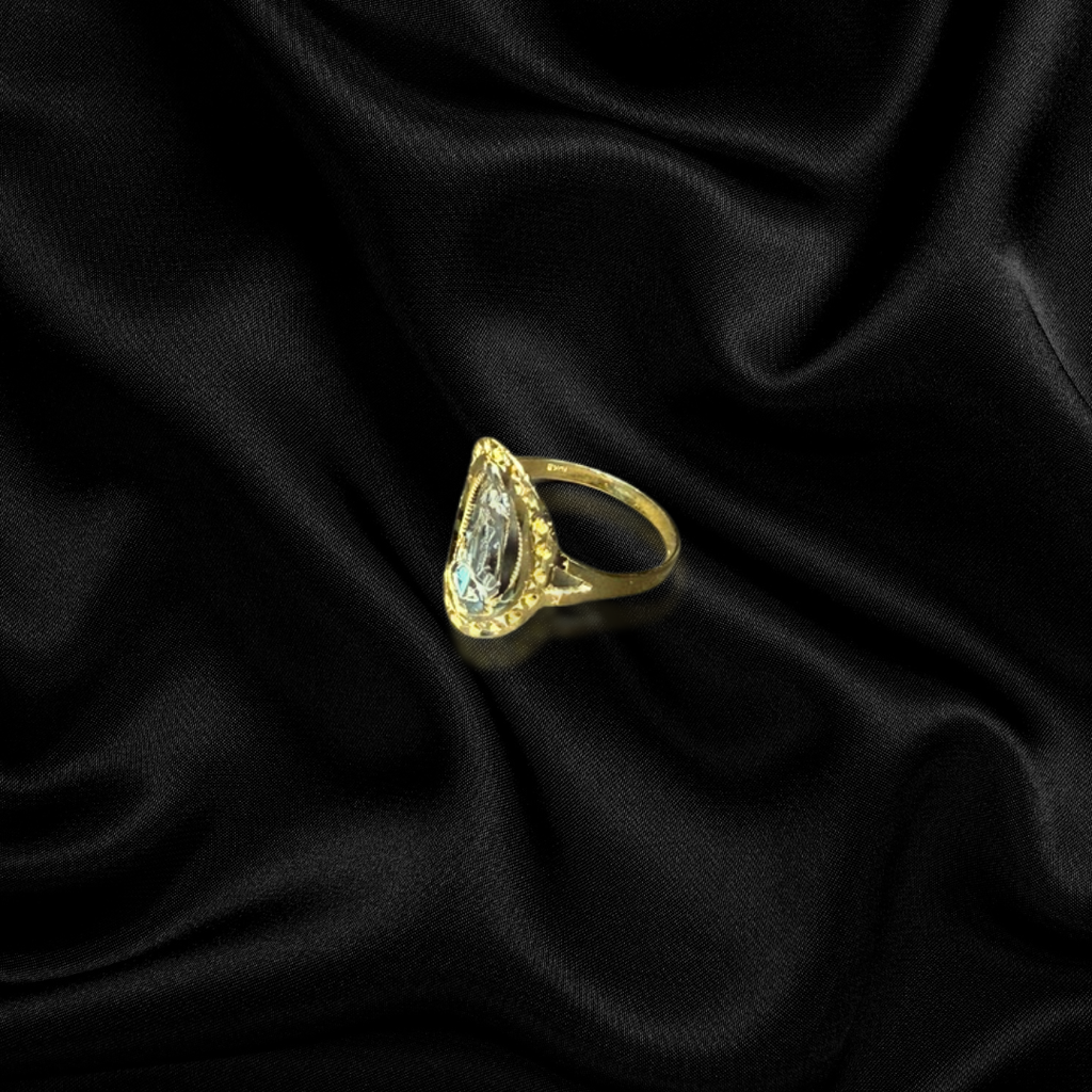 10k Lady Guadalupe Ring