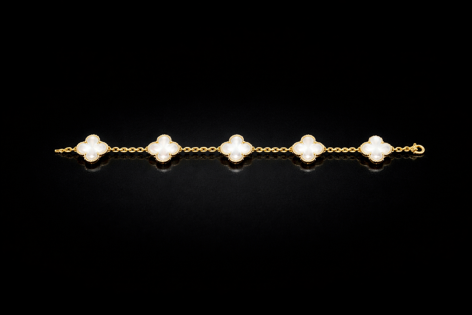 14k White Clover Bracelet 11mm 7"