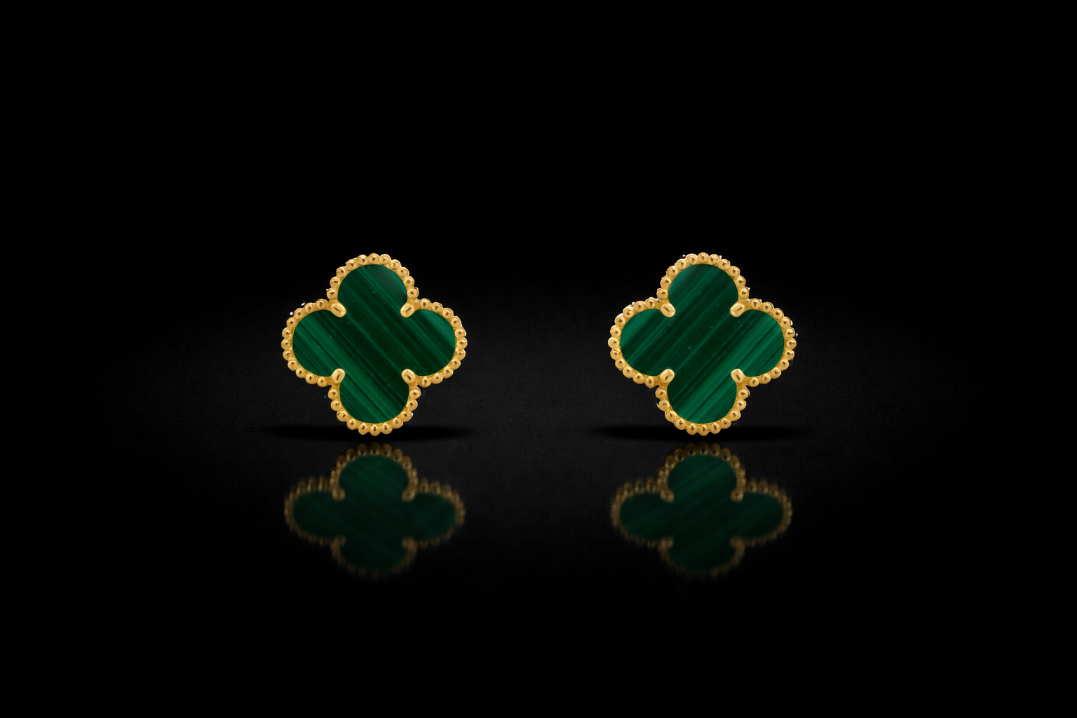 14k Green Clover Earrings 9mm